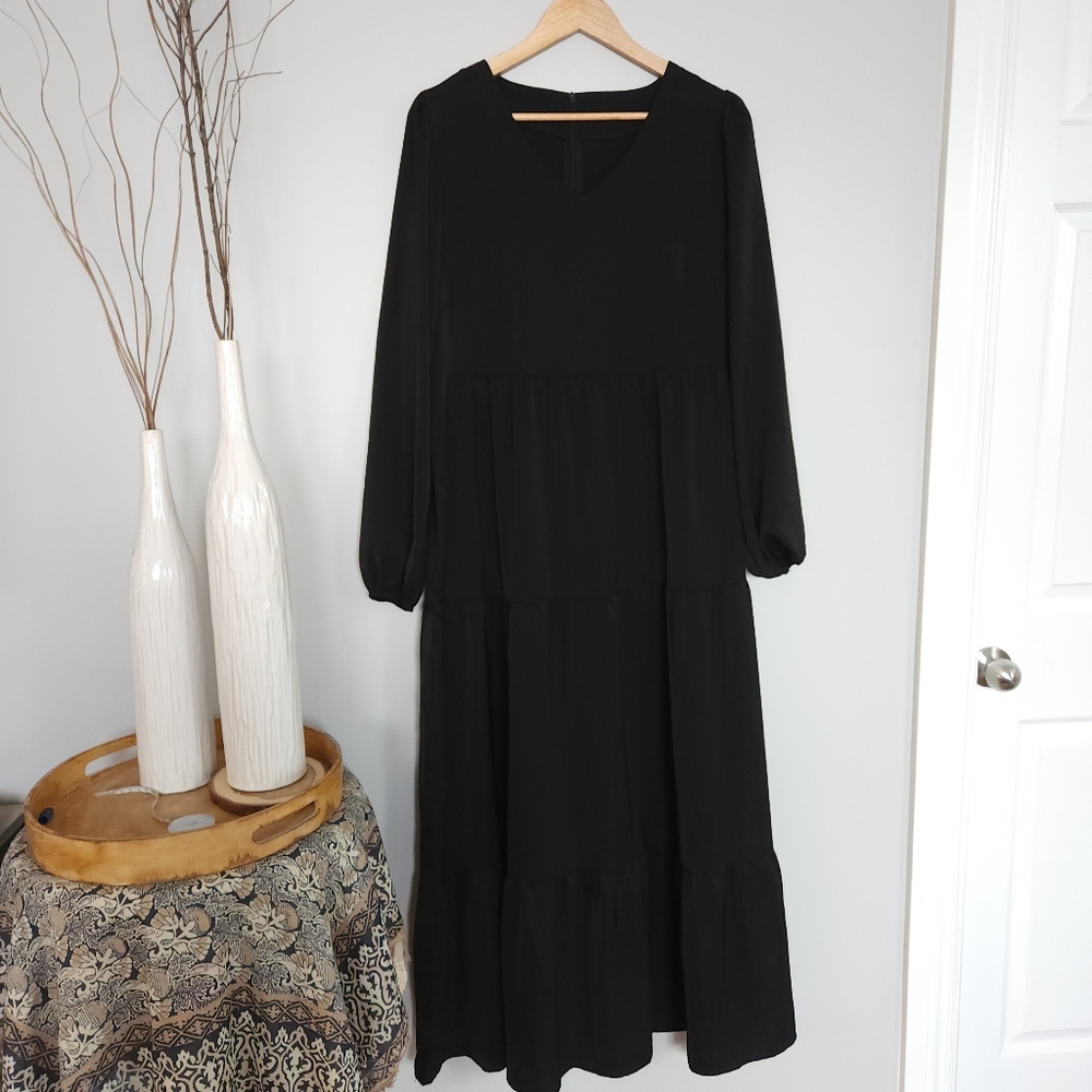 Long-sleeved Ruffle Dress - Picture 5 of 9